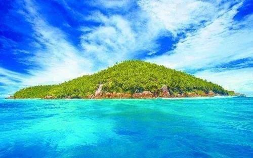 福特Bronco定名“烈马”，2.3T动力，选它还是坦克300？
